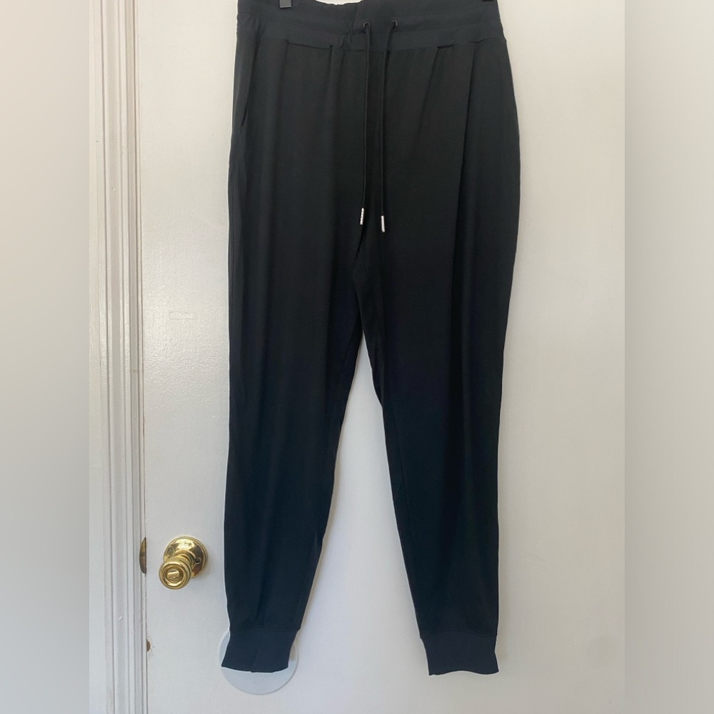 Travis Mathew Women’s Bondi Bliss Jogger Large Black New W/o Tags